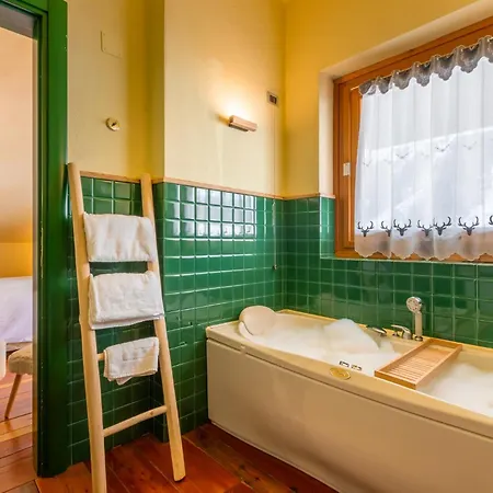 Отель Shatush 3*