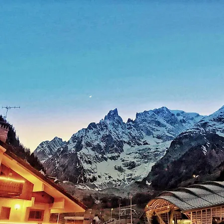 Shatush Otel Courmayeur