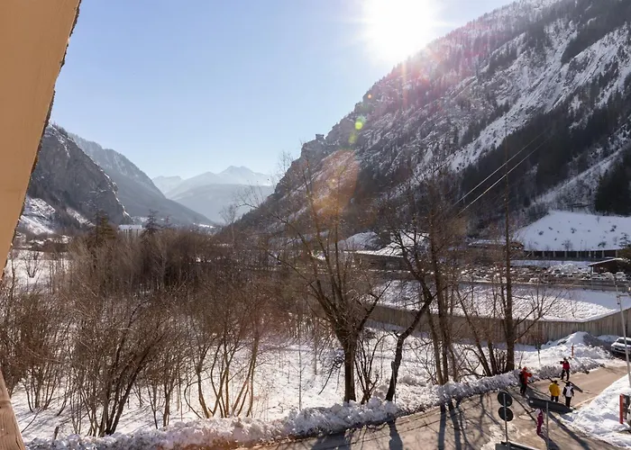 Shatush 3* Courmayeur